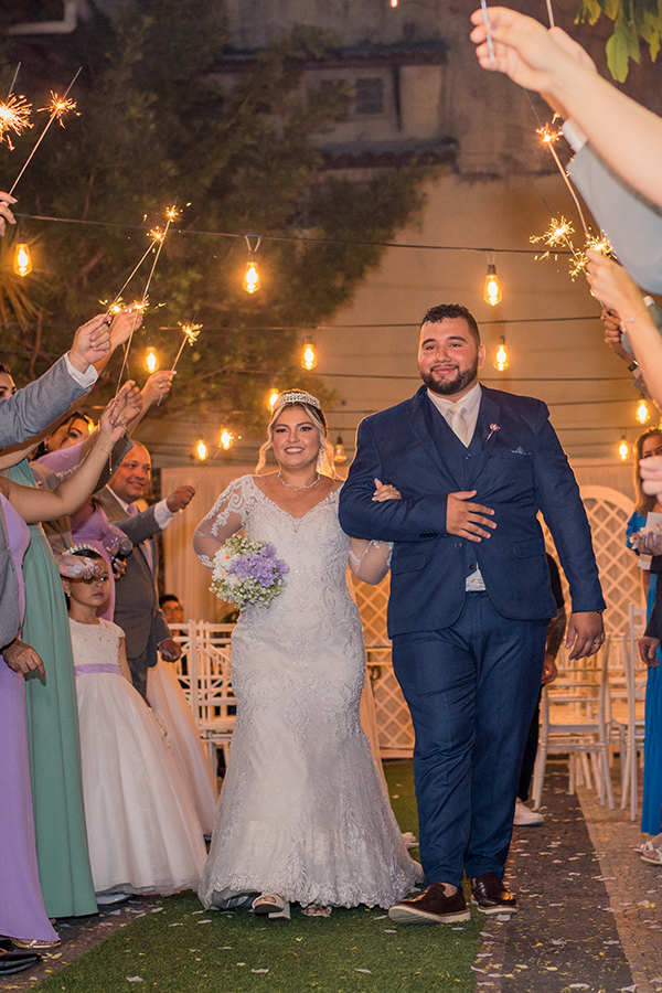 Casamento no Buffet Ana Conceito com imagens cheias de sentimento.