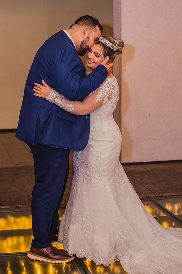 Casamento registrado com sensibilidade, técnica e paixão.