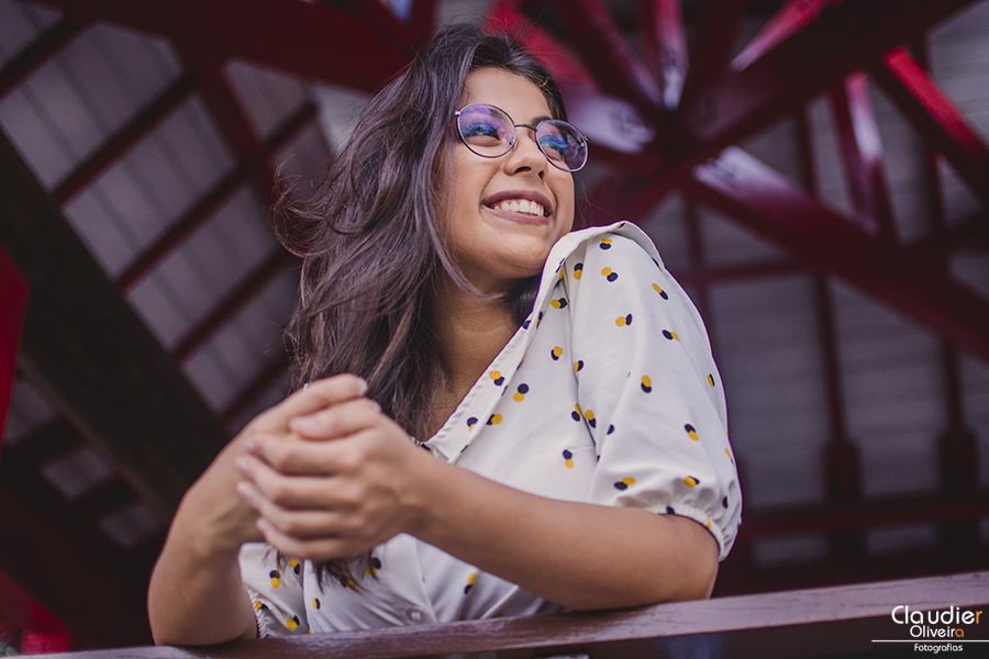 momentos de ensaio externo de 15 anos feito no jardim japonês na cidade Fortaleza - Ceará