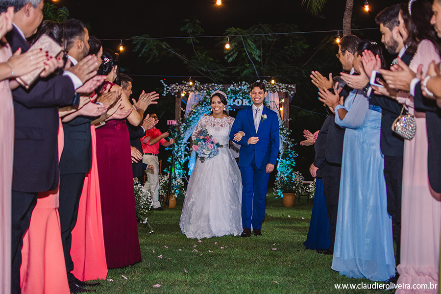 Na Cerimônia ao ar livre  em um Casamento no Rosa  buffet no bairro da Maraponga e na cidade de Fortaleza - Ceará