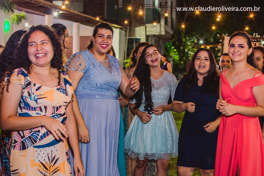 fotografe no Rosa buffet um casamento ao ar livre na Maraponga em Fortaleza