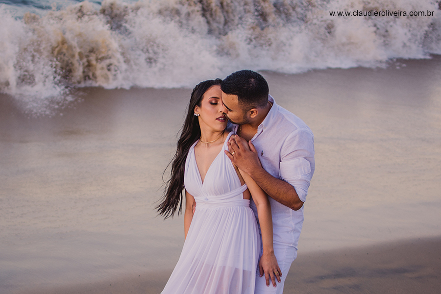 fotografo na praia de Iracema ensaio de casal
