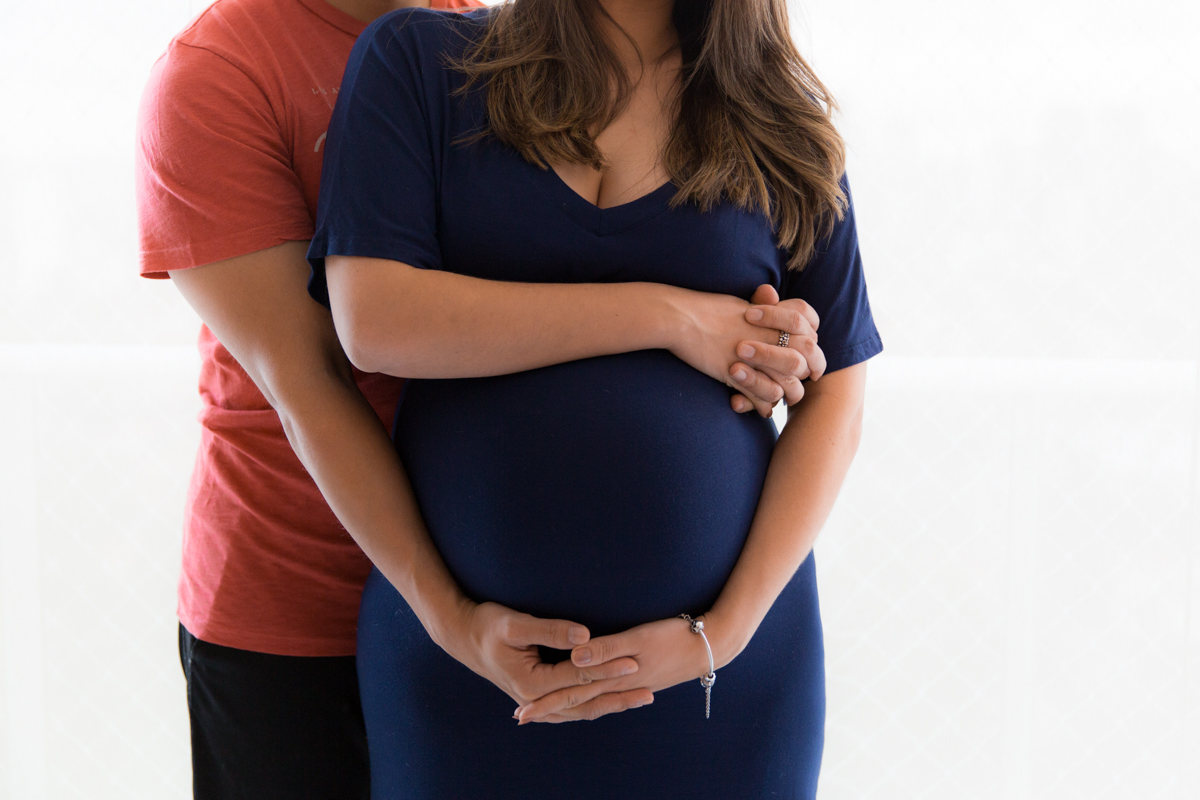 pais aguardando a chegada do bebê. Foto tirada na casa dos pais em São Paulo