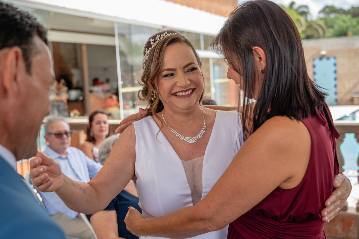 fotografia de casamento, cerimônia, felicidade dos noivos, preto e branco