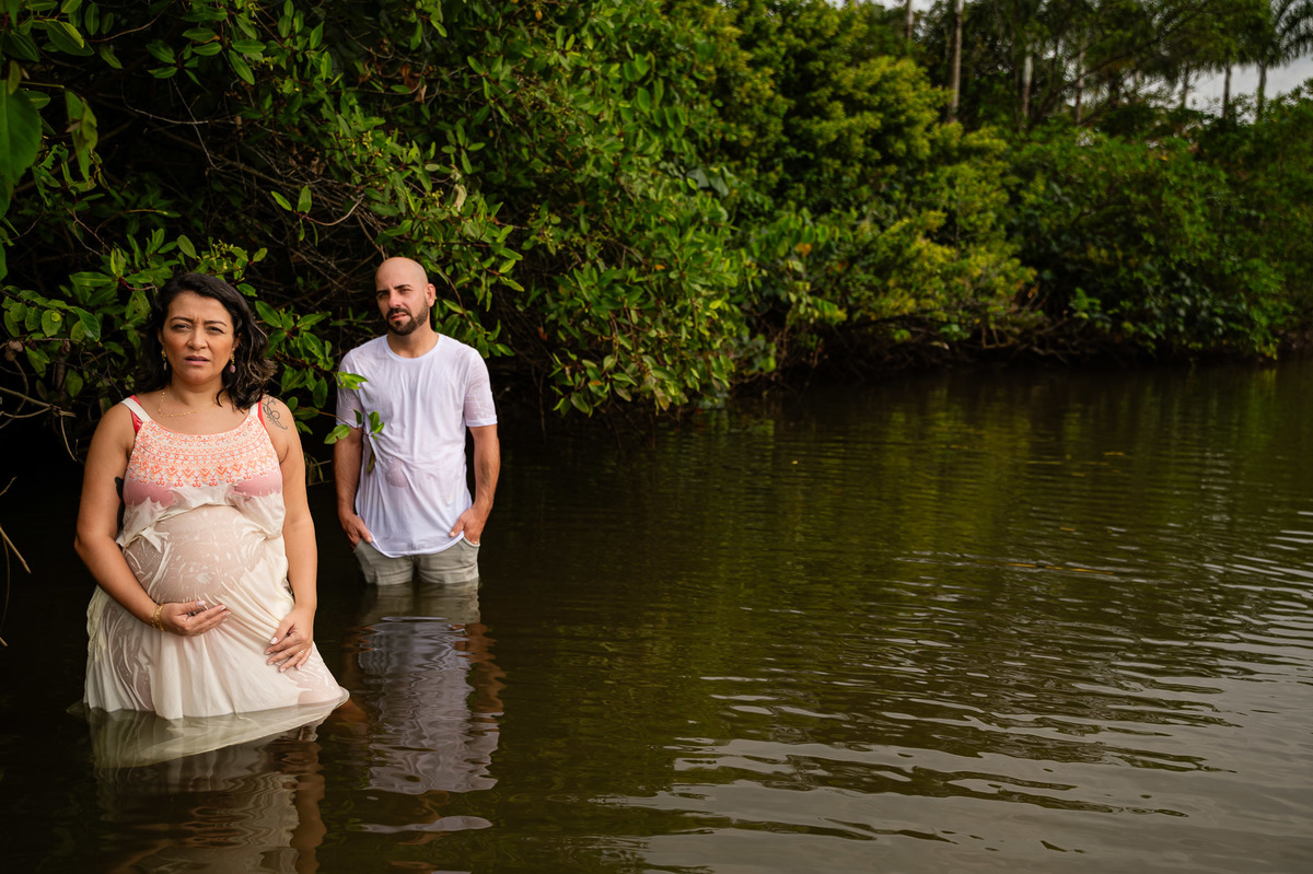 ensaio de gestante, gestar, ensaio de casal, praia, nascer do sol