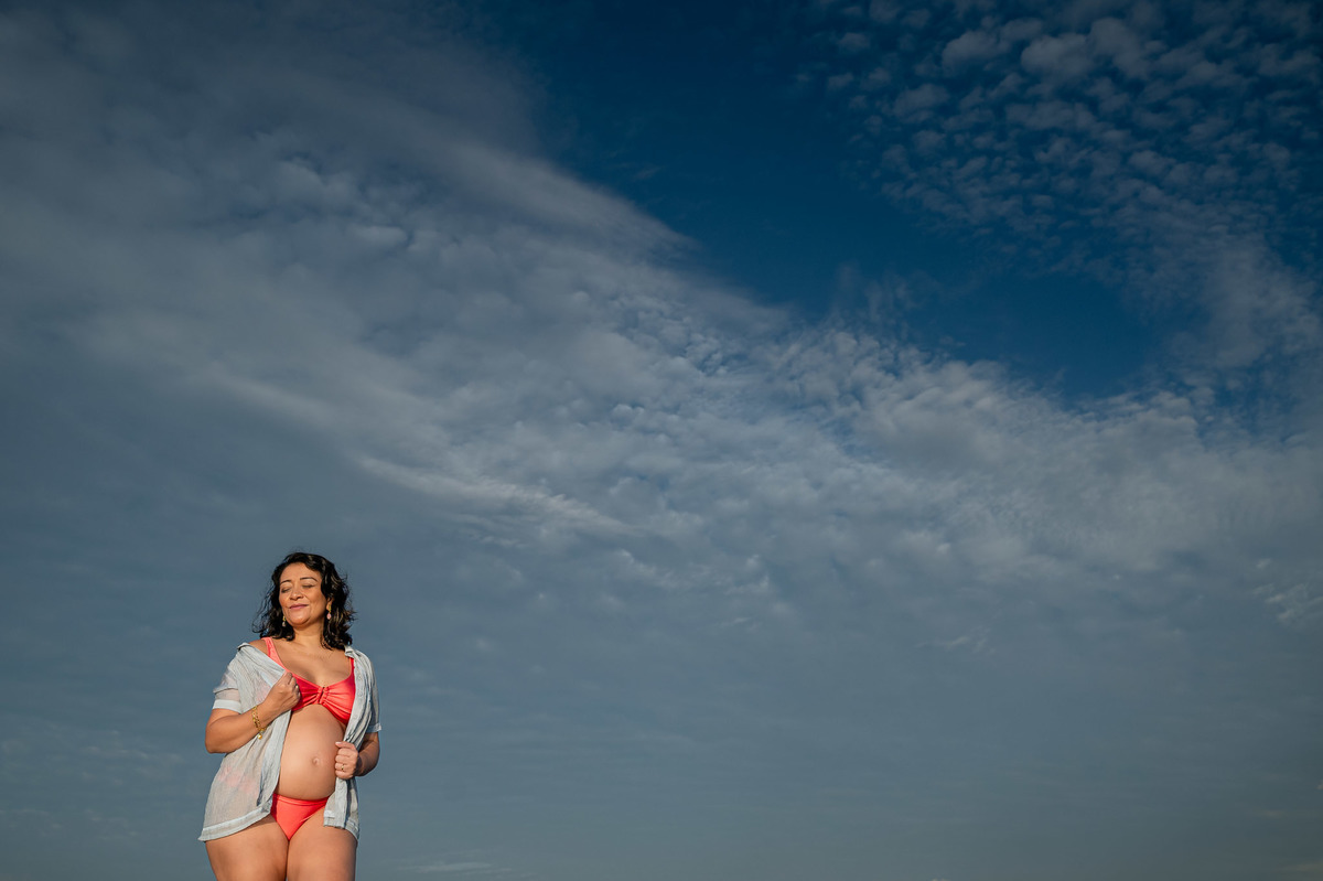 ensaio de gestante, gestar, ensaio de casal, praia, nascer do sol