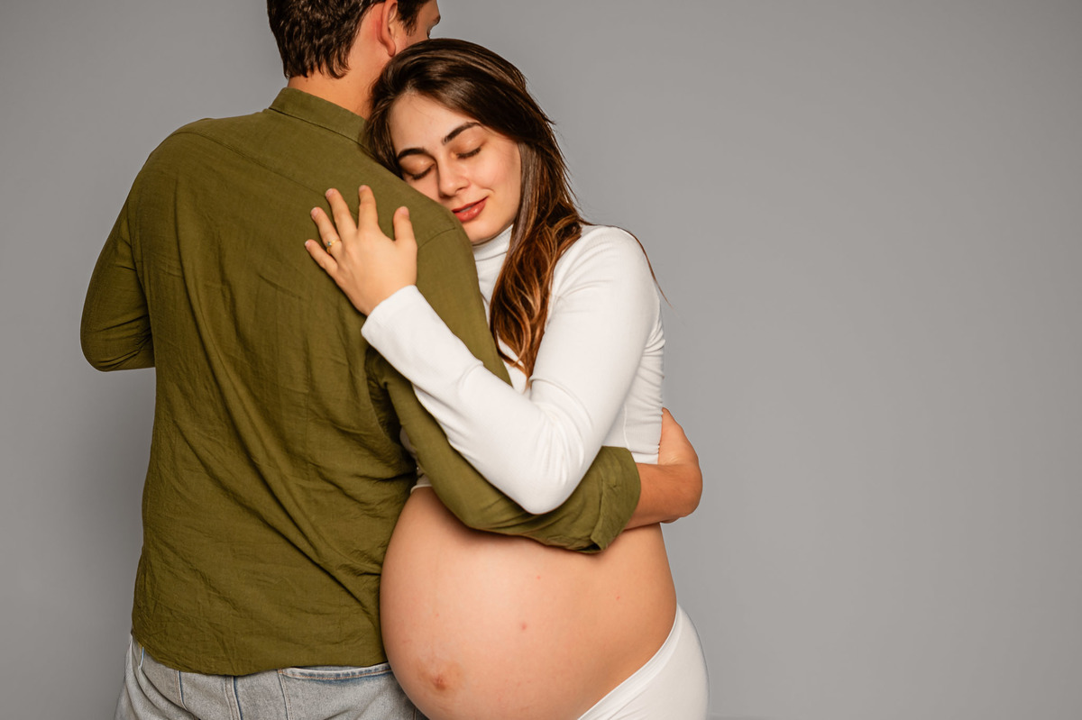 ensaio de gestante eensaio de gestante em estúdiom estúdio