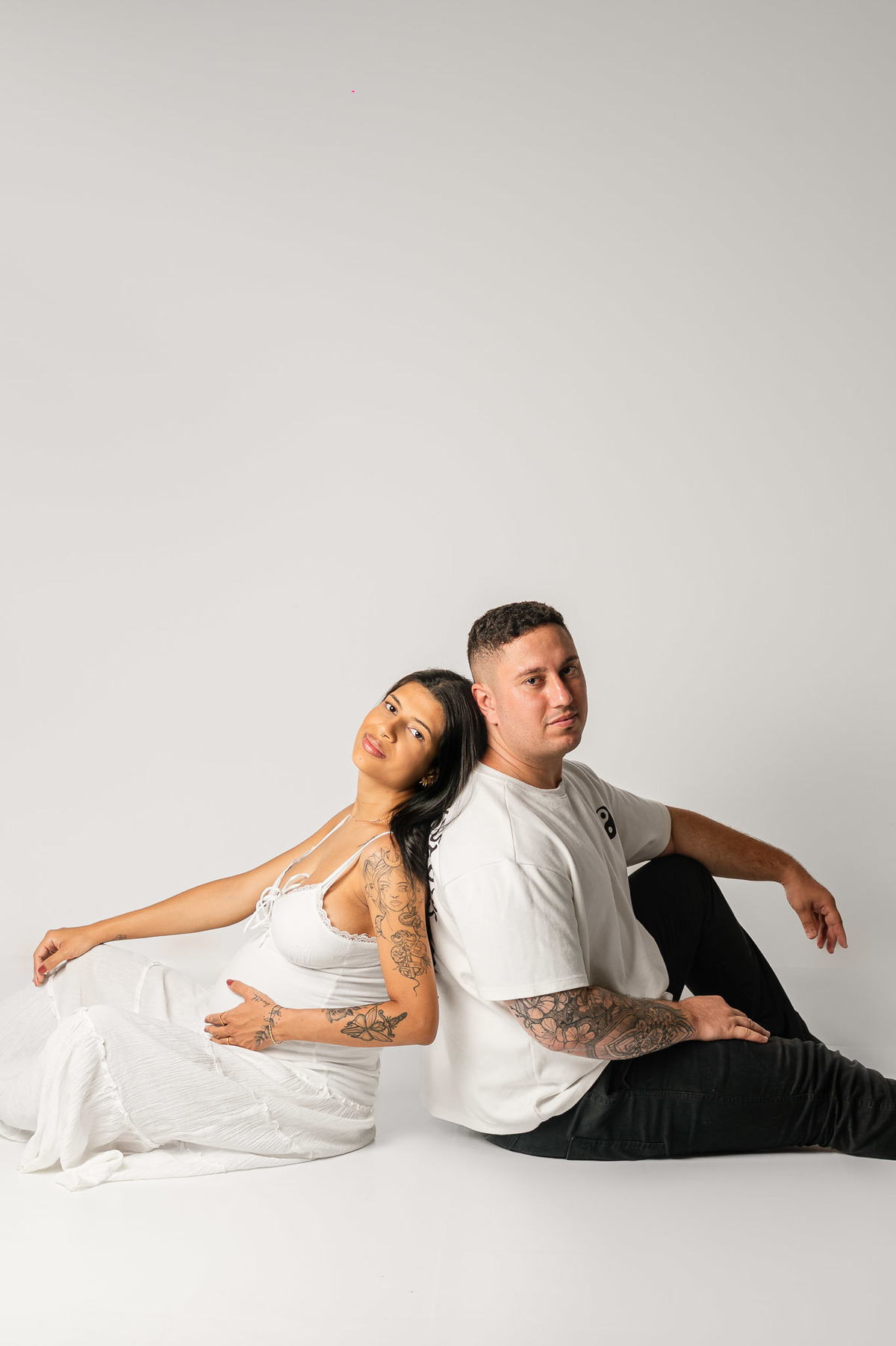 ensaio de gestante em estúdio