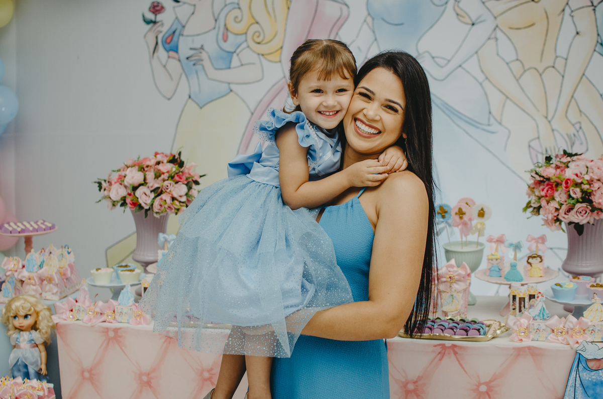 Aniversário infantil tema princesas, uberlândia