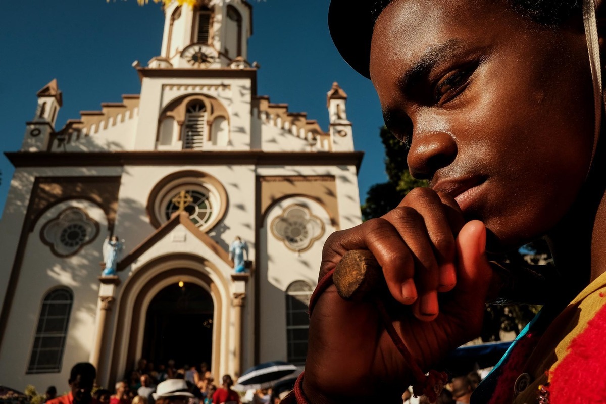Congadas e Moçambiques, Festa de São Benedito em Aparecida-SP foto: Erasmo Ballot