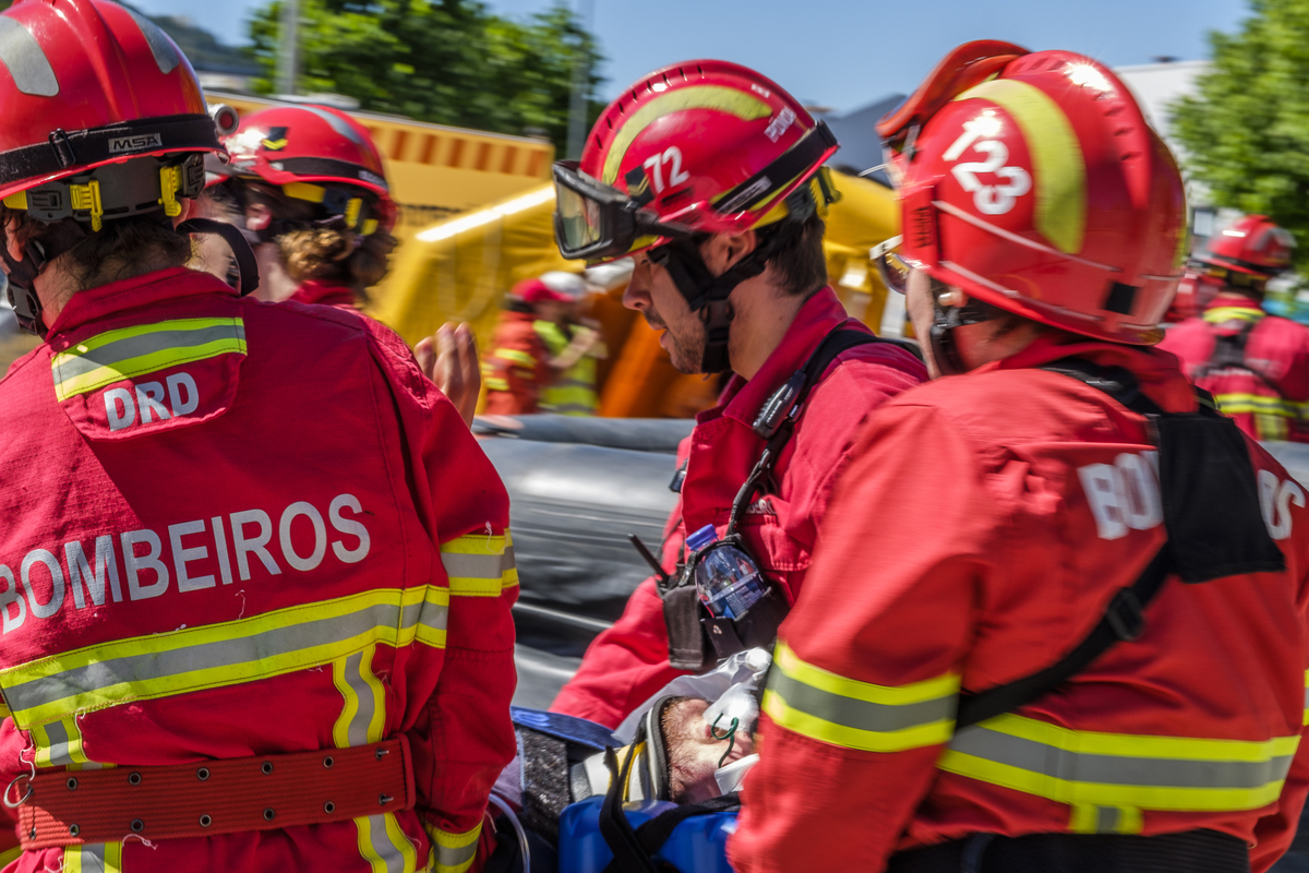 Fotografo de eventos reportagens Braga Simulacro Bombeiros Voluntários da Póvoa de Lanhoso Braga Porto Barcelos Guimarães