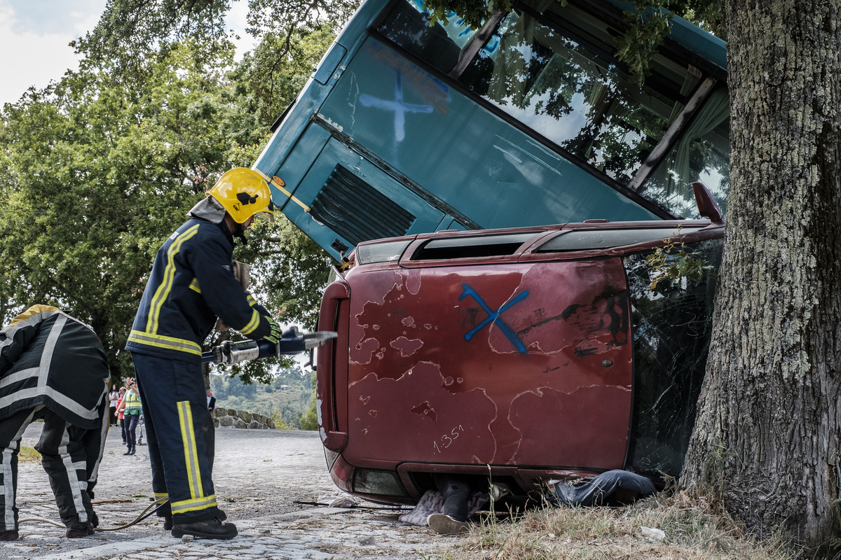Fotografia braga barcelos guimarães porto fotojornalismo melhor fotografo braga  bombeiros voluntários povoa de lanhoso fotoreportagem braga fotografo batizado braga fotografos em braga para batizados