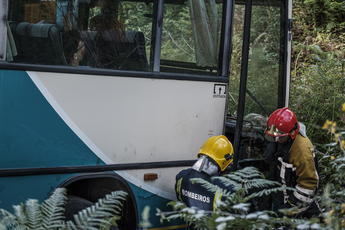 Fotografia braga barcelos guimarães porto fotojornalismo melhor fotografo braga  bombeiros voluntários povoa de lanhoso fotoreportagem braga fotografo batizado braga