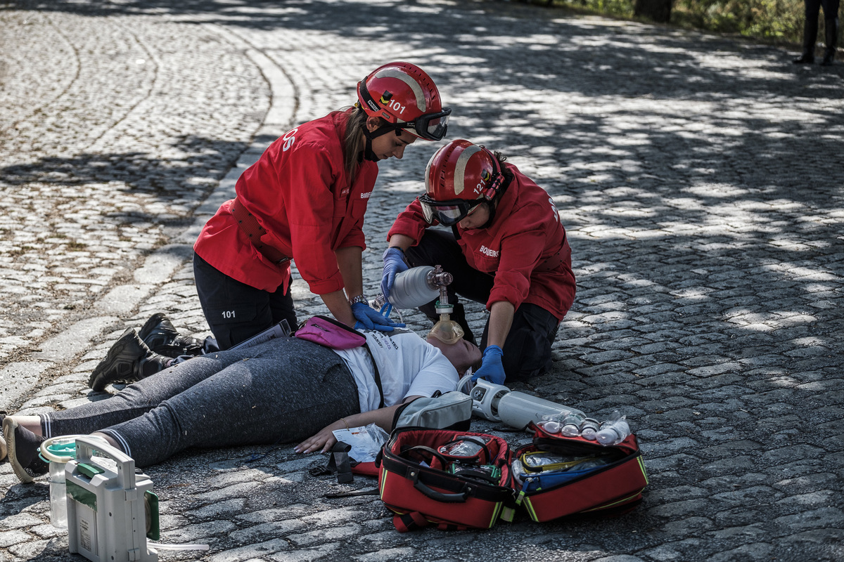 Fotografia braga barcelos guimarães porto fotojornalismo melhor fotografo braga  bombeiros voluntários povoa de lanhoso Inem fotoreportagem braga fotografo batizado familia criança braga
