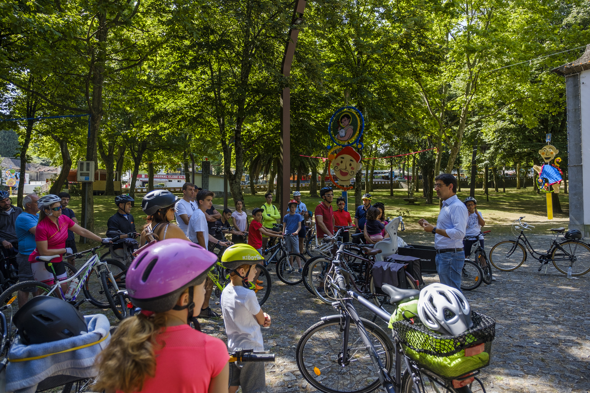 melhor fotografo braga barcelos guimaraes porto passeio braga ciclavel fotorreportagem batizado familia criança fotografias braga fotojornalismo fotografos em braga para batizados