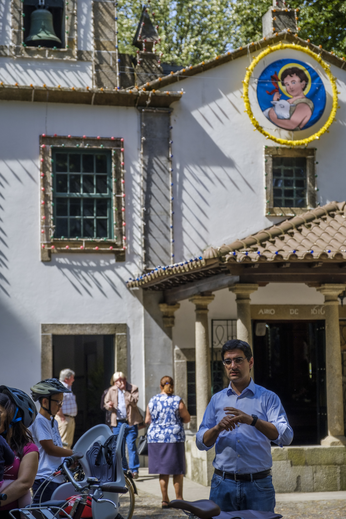 melhor fotografo braga barcelos guimaraes porto passeio braga  fotografos em braga para batizados ciclavel fotorreportagem batizado familia criança fotografias braga fotojornalismo
