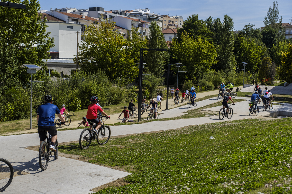 melhor fotografo braga barcelos guimaraes porto passeio braga ciclavel fotorreportagem batizado familia criança fotografias braga fotojornalismo fotografos em braga para batizados