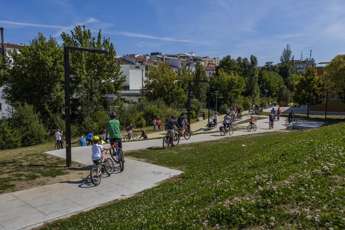 melhor fotografo braga barcelos guimaraes porto passeio braga ciclavel fotorreportagem batizado familia criança fotografias braga fotojornalismo fotografos em braga para batizados