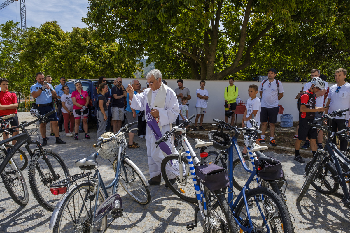 melhor fotografo braga barcelos guimaraes porto passeio braga ciclavel fotorreportagem batizado familia criança fotografias braga fotojornalismo fotografos em braga para batizados
