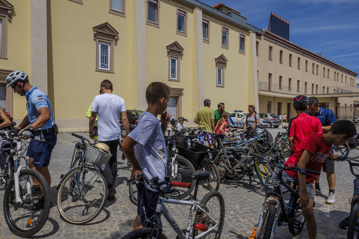 melhor fotografo braga barcelos guimaraes porto passeio braga ciclavel fotorreportagem batizado familia criança fotografias braga fotojornalismo fotografos em braga para batizados
