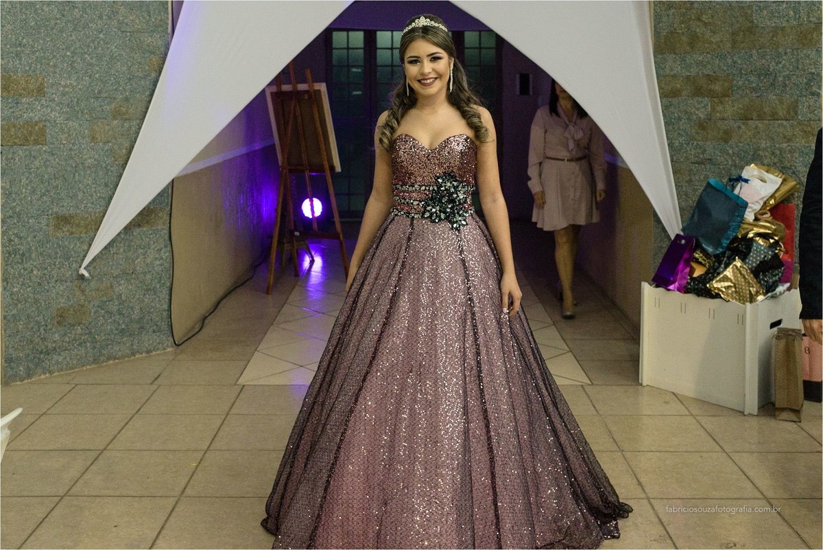 debutante, 15 anos, 15th, menina de 15, festa de 15, alle cabelereiros