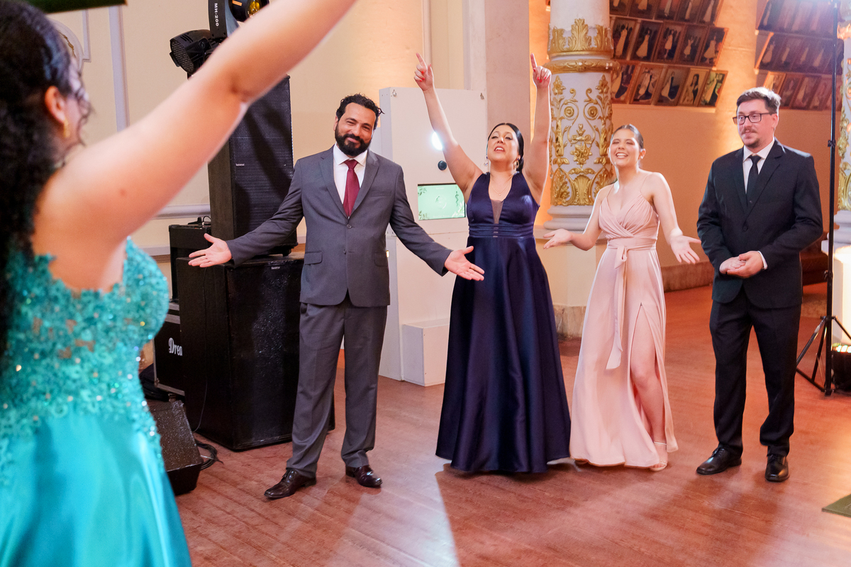 formatura medicina, maria clara, pelotas, rs, rio grade do sul, clube caixeiral, festa formatura