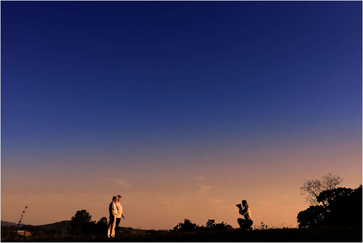familia, bom retiro do sul, fazenda vilanova, ensaio família, fazenda, ensaio no sítio, ensaio na fazenda, ensaio no campo, ensaio família, fotografia de família, família no campo, quarentena, amor, pai, violão, meu pai meu herói, papai, pai e filha