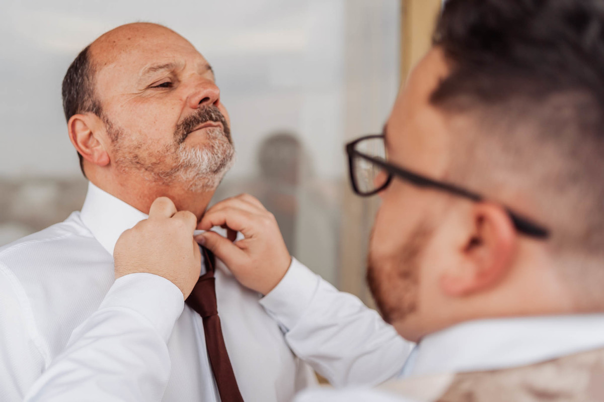 preparativos do noivo, casamento em bento Gonçalves/rs. fotógrafo de casamentos na serra gaucha 