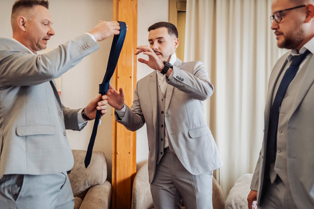 preparativos do noivo, casamento em bento Gonçalves/rs. fotógrafo de casamentos na serra gaucha 