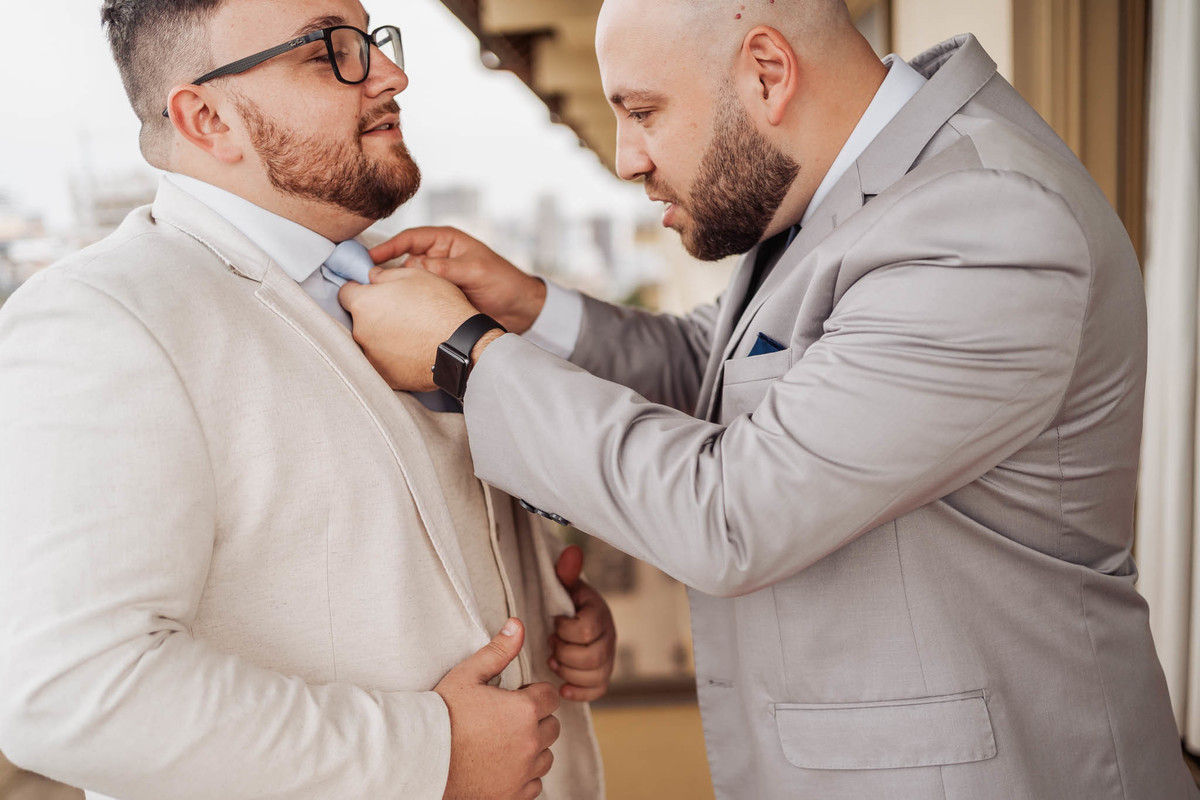 preparativos do noivo, casamento em bento Gonçalves/rs. fotógrafo de casamentos na serra gaucha 