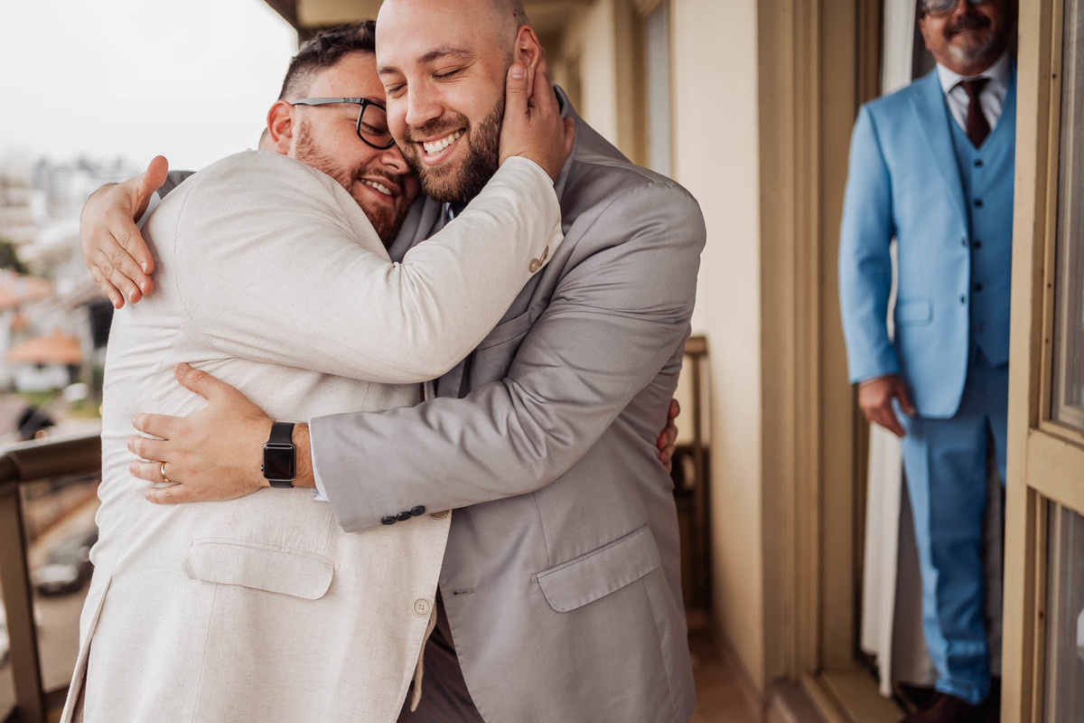 preparativos do noivo, casamento em bento Gonçalves/rs. fotógrafo de casamentos na serra gaucha 