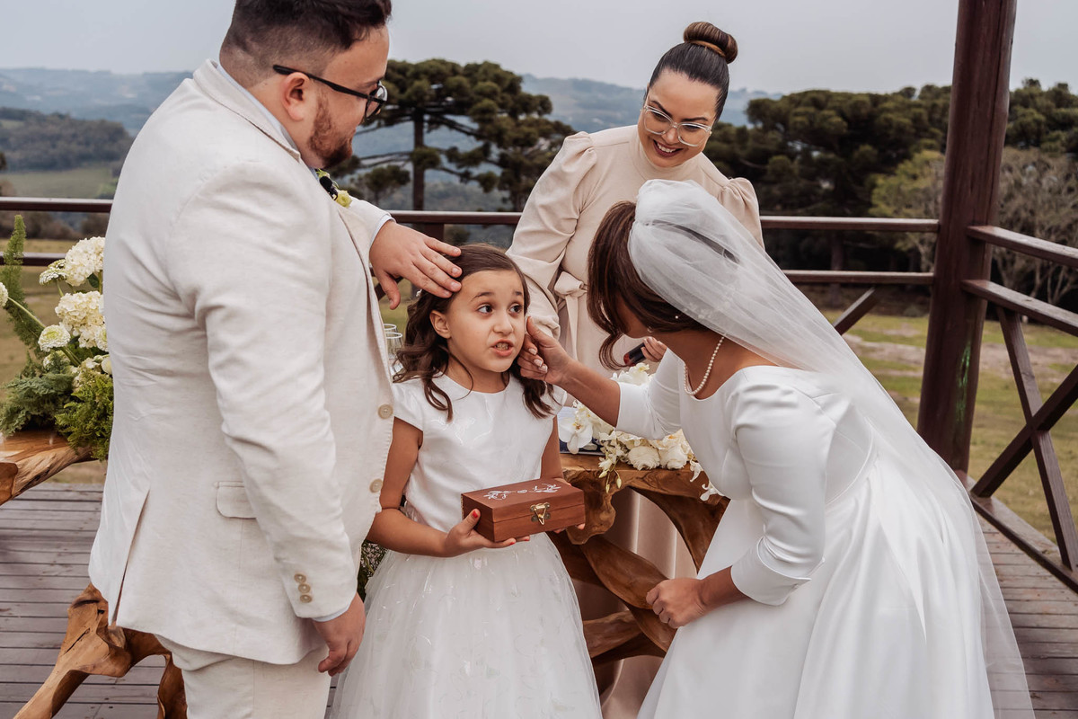 decoração de casamento, Eventos Giuseppe Toniolo, Bento Gonçalves/RS, fotógrafo casamentos na serra gaucha, casamento de luxo, casamento no campo, inspiração de casamento, fotografia espontânea, casamento emocionante, padrinhos, madrinhas, 