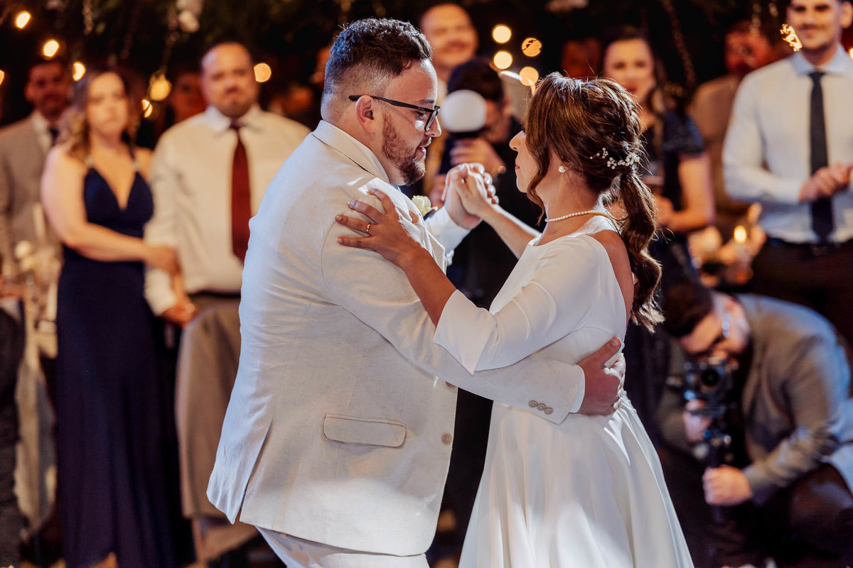 Eventos Giuseppe Toniolo, Bento Gonçalves/RS, fotógrafo casamentos na serra gaucha, casamento de luxo, casamento no campo, inspiração de casamento,  casamento emocionante, padrinhos, madrinhas, festa de casamento, os calamares, balada de casamento 