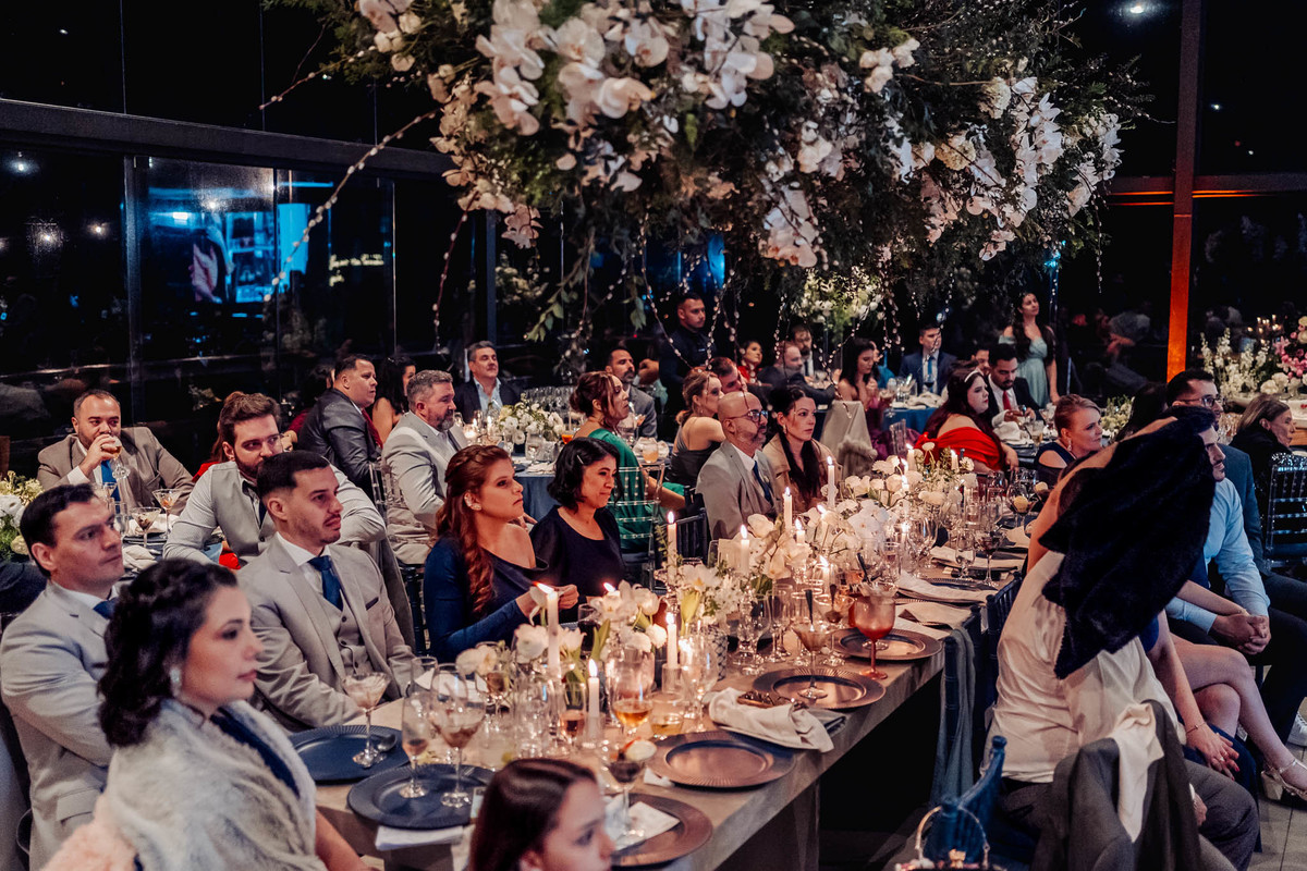 Eventos Giuseppe Toniolo, Bento Gonçalves/RS, fotógrafo casamentos na serra gaucha, casamento de luxo, casamento no campo, inspiração de casamento,  casamento emocionante, padrinhos, madrinhas, festa de casamento, os calamares, balada de casamento 