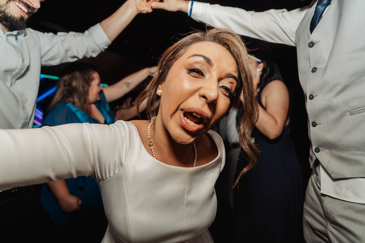 Eventos Giuseppe Toniolo, Bento Gonçalves/RS, fotógrafo casamentos na serra gaucha, casamento de luxo, casamento no campo, inspiração de casamento,  casamento emocionante, padrinhos, madrinhas, festa de casamento, os calamares, balada de casamento 