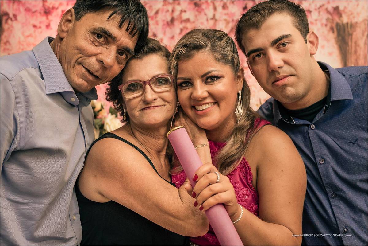 rosangela com a família muita alegria e emoção neste momento, por fabricio souza fotografia