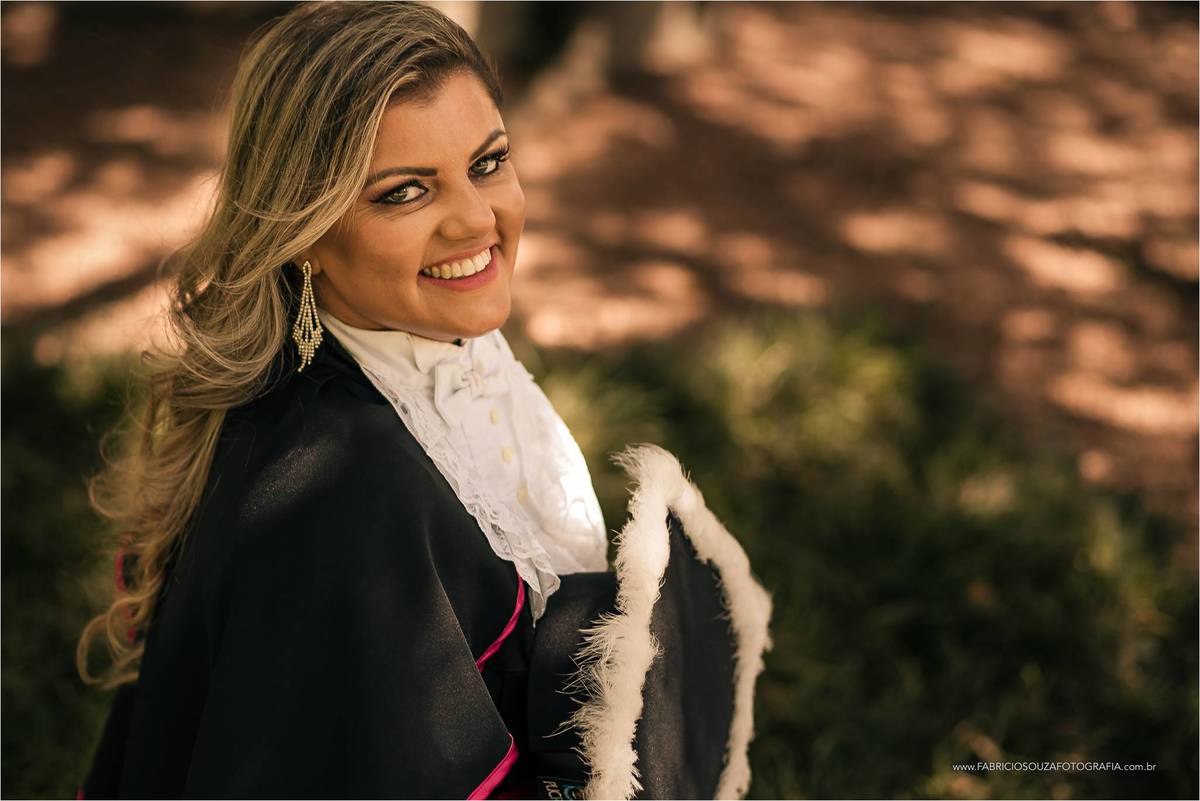 um pequeno ensaio da rosangela momentos antes do momento de grande emoção