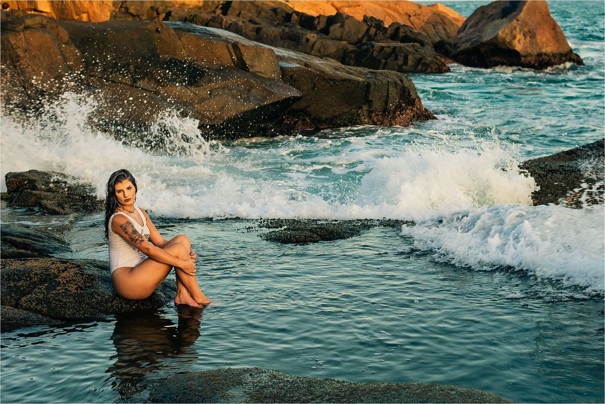 ensaio feminino, praia do rosa, rosa sul rosa norte, praia de santa catarina, fotografo gaucho, ondas do mar, banho de mar, fabricio souza fotografo, ensaio na praia, fotos na praia, mulheres lindas na praia, fabricio souza fotografo