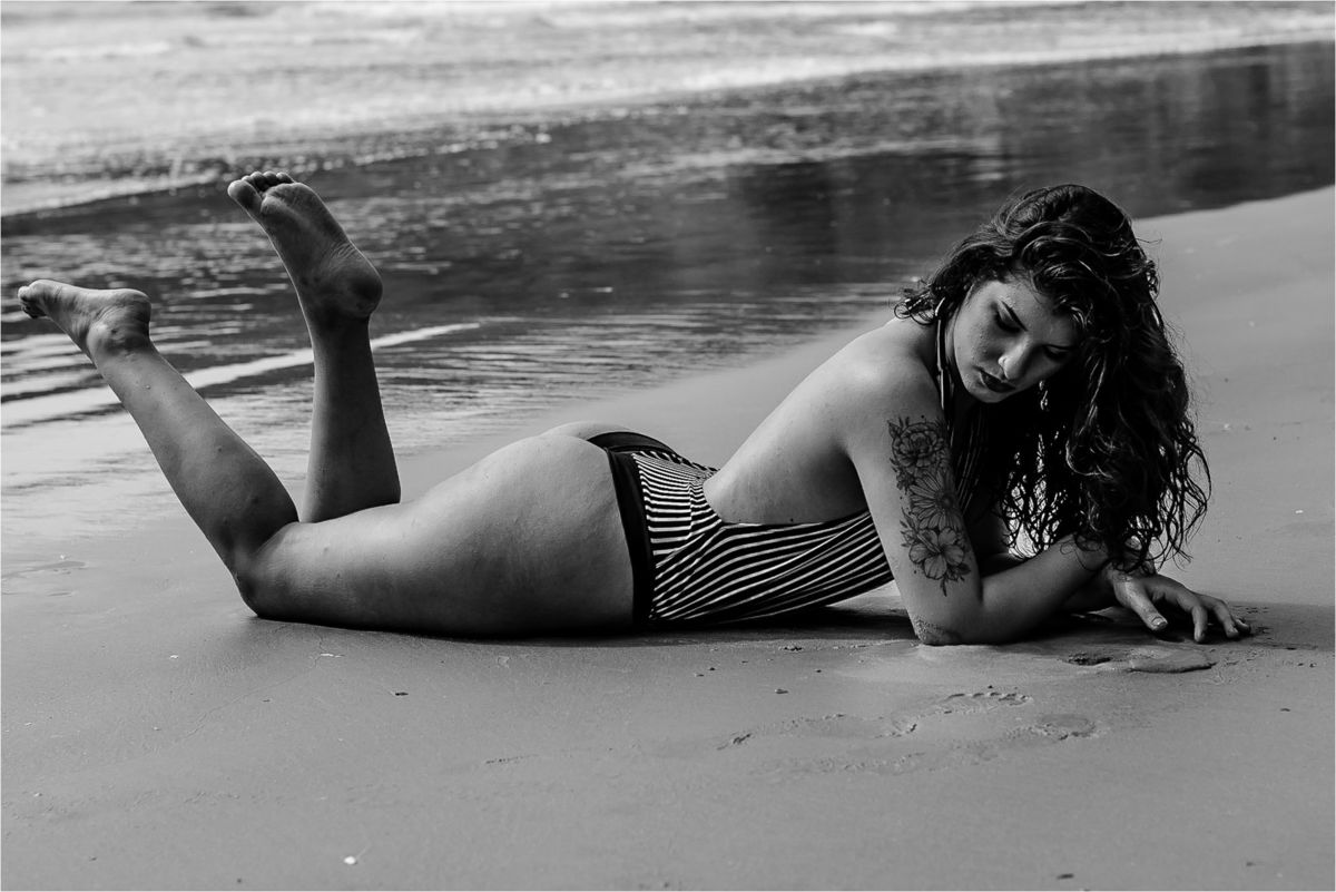 ensaio feminino, praia do rosa, rosa sul rosa norte, praia de santa catarina, fotografo gaucho, ondas do mar, banho de mar, fabricio souza fotografo, ensaio na praia, fotos na praia, mulheres lindas na praia, fabricio souza fotografo