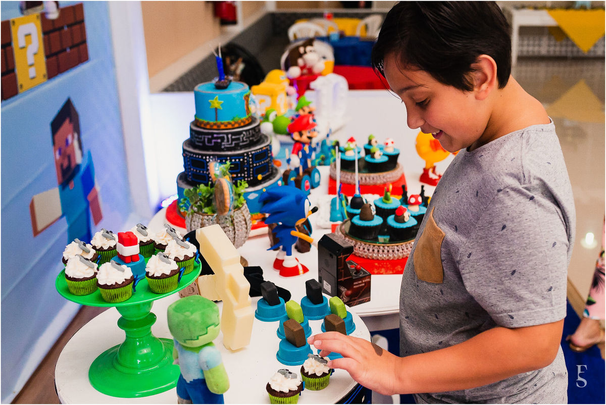 aniversário 10 anos Samuel, Oba Oba festas e eventos, cachoeirinha, festa de 10 anos, festa infantil, festa animada, aniversário do filho, meu garoto, festa games, decoração infantil, minecraft, sonic, pac man, mario bros, decoração games, fabricio souza 