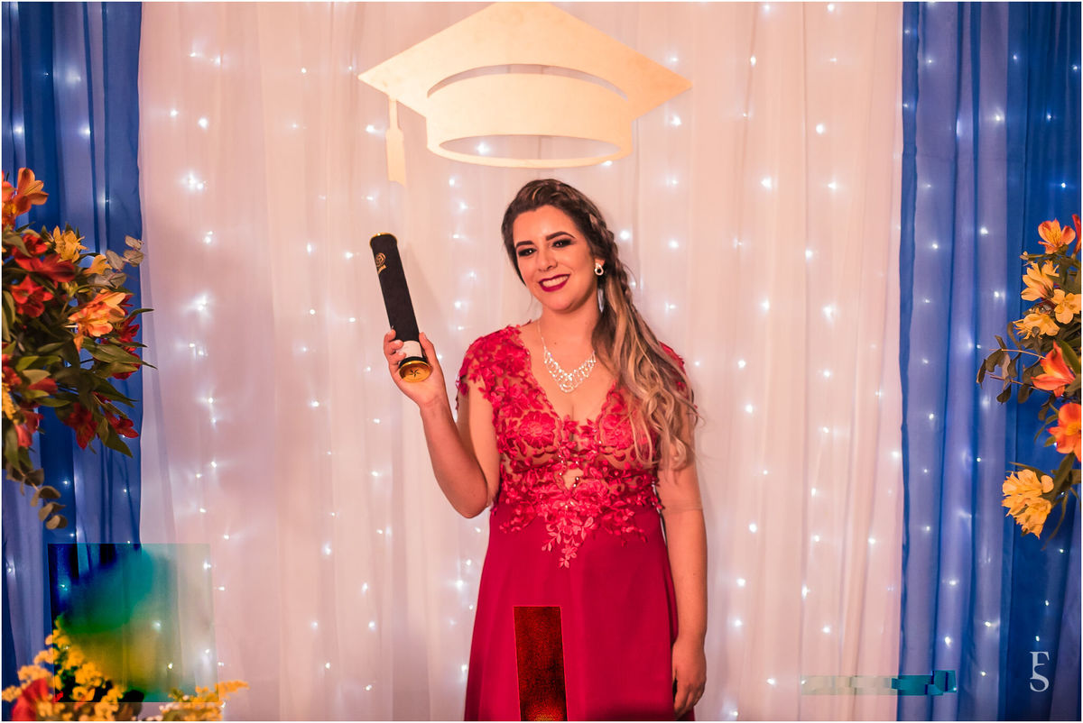 fabricio souza, sao jeronimo, fotografo sao jeronimo, formatura, festa de formatura, fotografo de formatura, minha formatura, vou me formar, fabricio souza fotografia, canudo do diploma, psicologia, formanda, balada de formatura, festa chick sao jeronimo