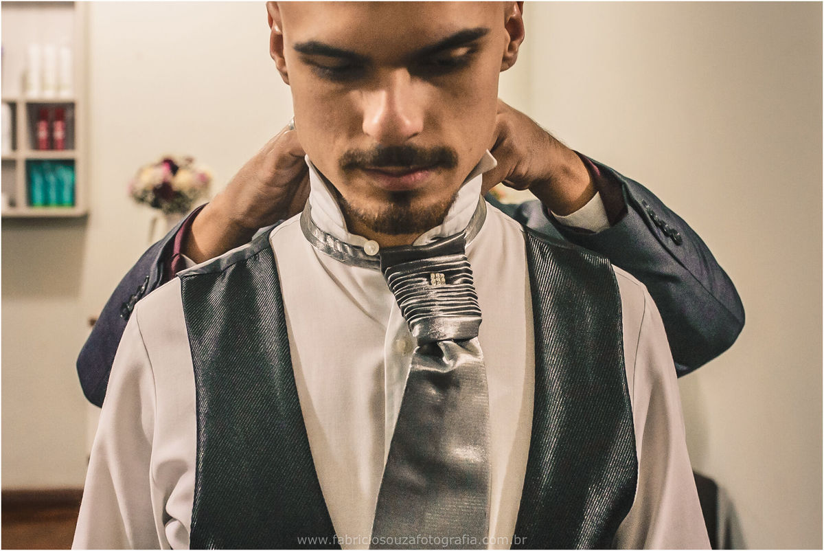 making-of noivo, chico cabelo, barbearia cachoerinha, fotografo de casamento cachoeirina, porto alegre, vou casar, noivo corte de cabelo, o grande dia, noivo ansioso, noivo lindo