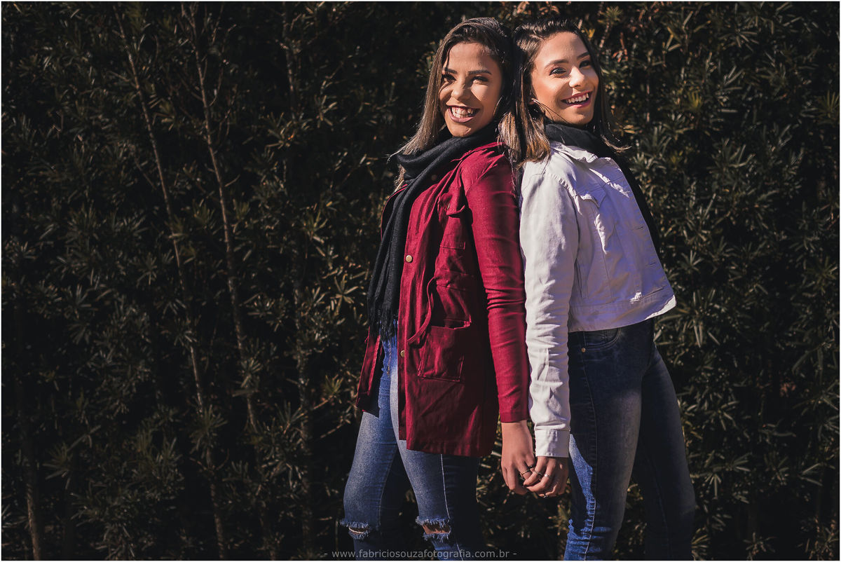 ensaio debutante, gemeas, canoas, capao do corvo, parque getulio vargas, park shopping, fabricio souza fotografia, fotografo porto alegre, fotografo cachoeirinha, meninas, 15 anos, meu book, book debut, inspiração, bruna e duda, gemeas debutantes