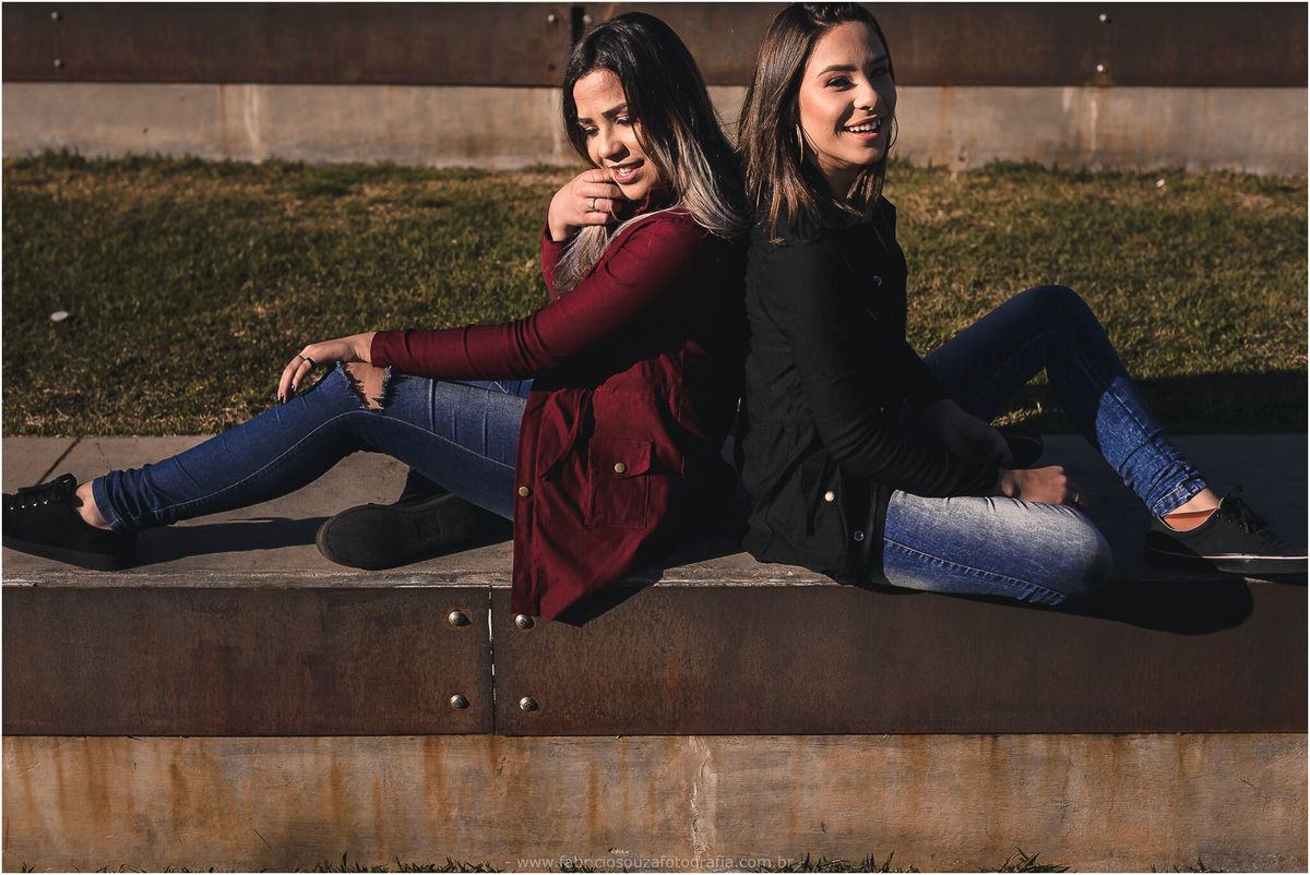 ensaio debutante, gemeas, canoas, capao do corvo, parque getulio vargas, park shopping, fabricio souza fotografia, fotografo porto alegre, fotografo cachoeirinha, meninas, 15 anos, meu book, book debut, inspiração, bruna e duda, gemeas debutantes