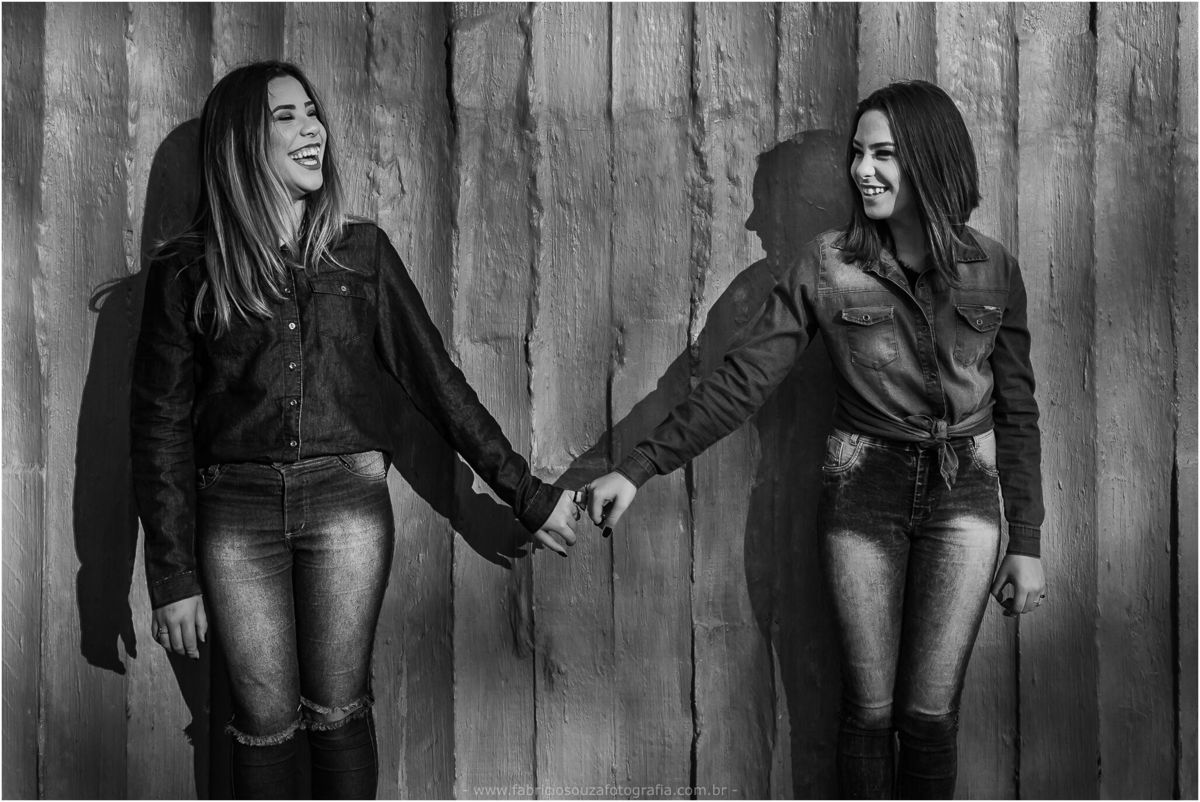 ensaio debutante, gemeas, canoas, capao do corvo, parque getulio vargas, park shopping, fabricio souza fotografia, fotografo porto alegre, fotografo cachoeirinha, meninas, 15 anos, meu book, book debut, inspiração, bruna e duda, gemeas debutantes