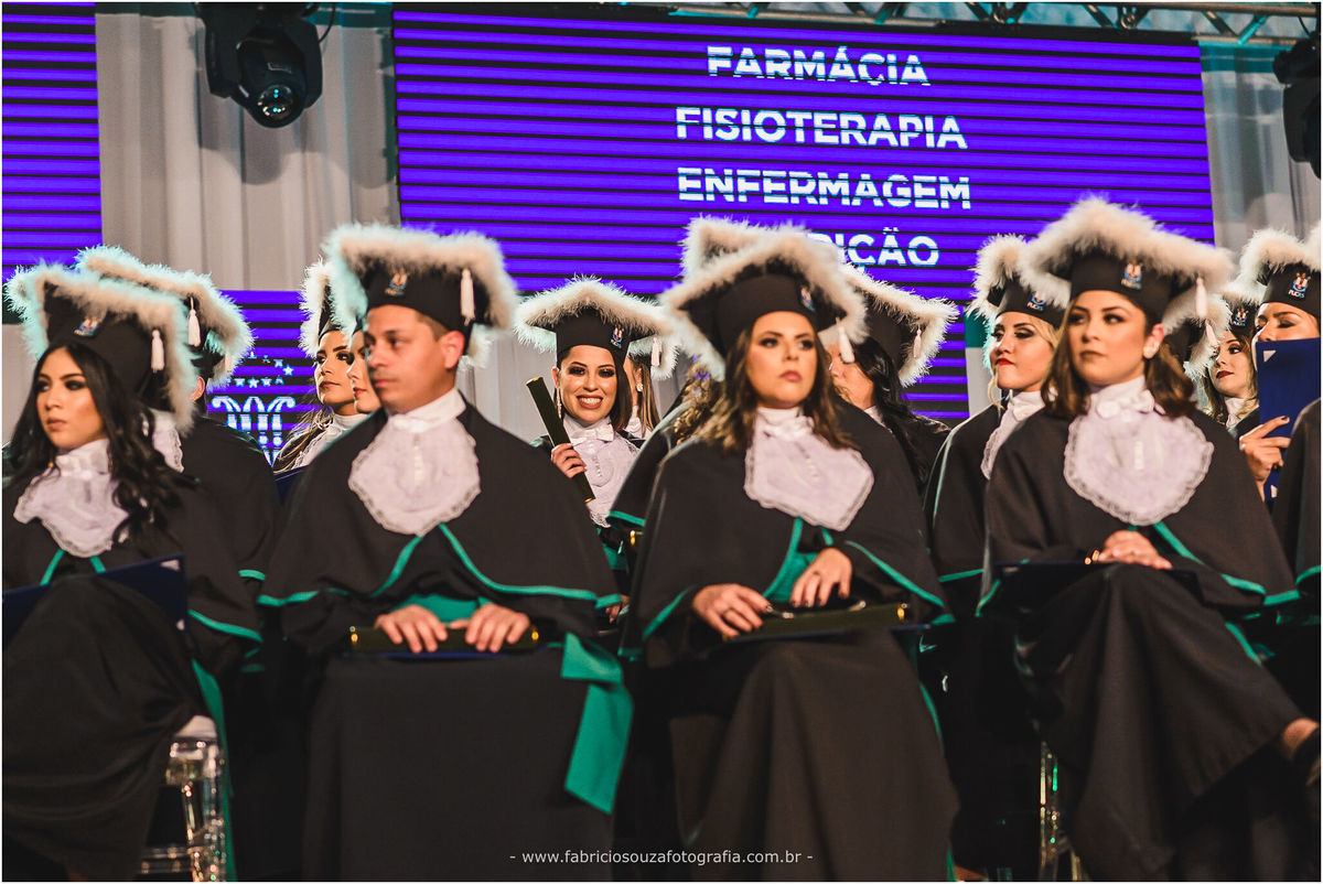 formatura, pucrs, andrieli, fabricio souza fotografia, formandos, fisioterapia, melhor fotográfo, porto alegre, fotos de toga, ensaio toga, prova de toga, vou me formar, fotografo de formaturas, fotografo porto alegre, fotografo de pessoas