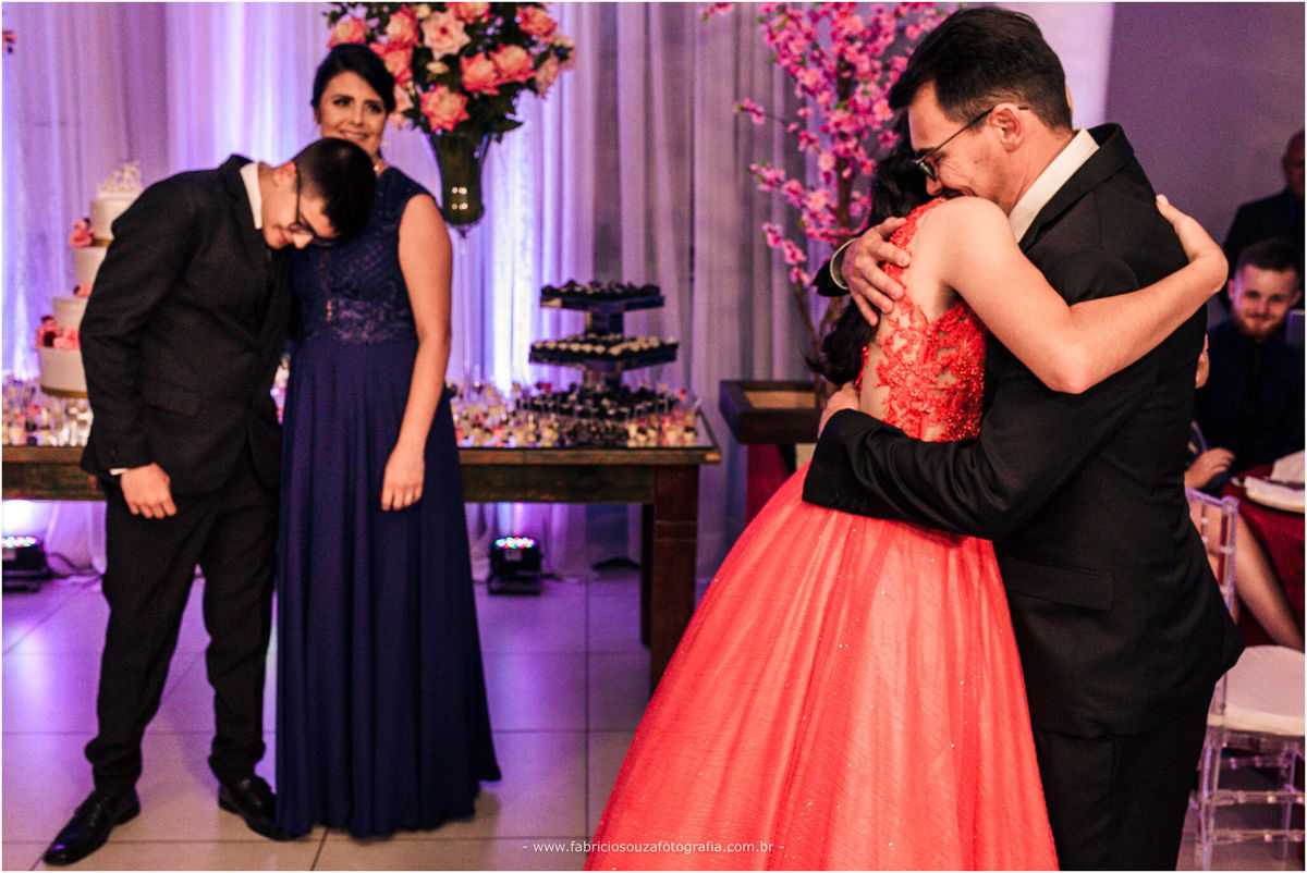 sindilojas gravatai, 15 anos, alice, minha festa de 15anos, princesa, dia feliz, debutante, debut, fabricio souza fotografia, fotografo Cachoeirinha, Gravataí, canoas, melhor fotógrafo da região, fotógrafo das princesas, inspiração