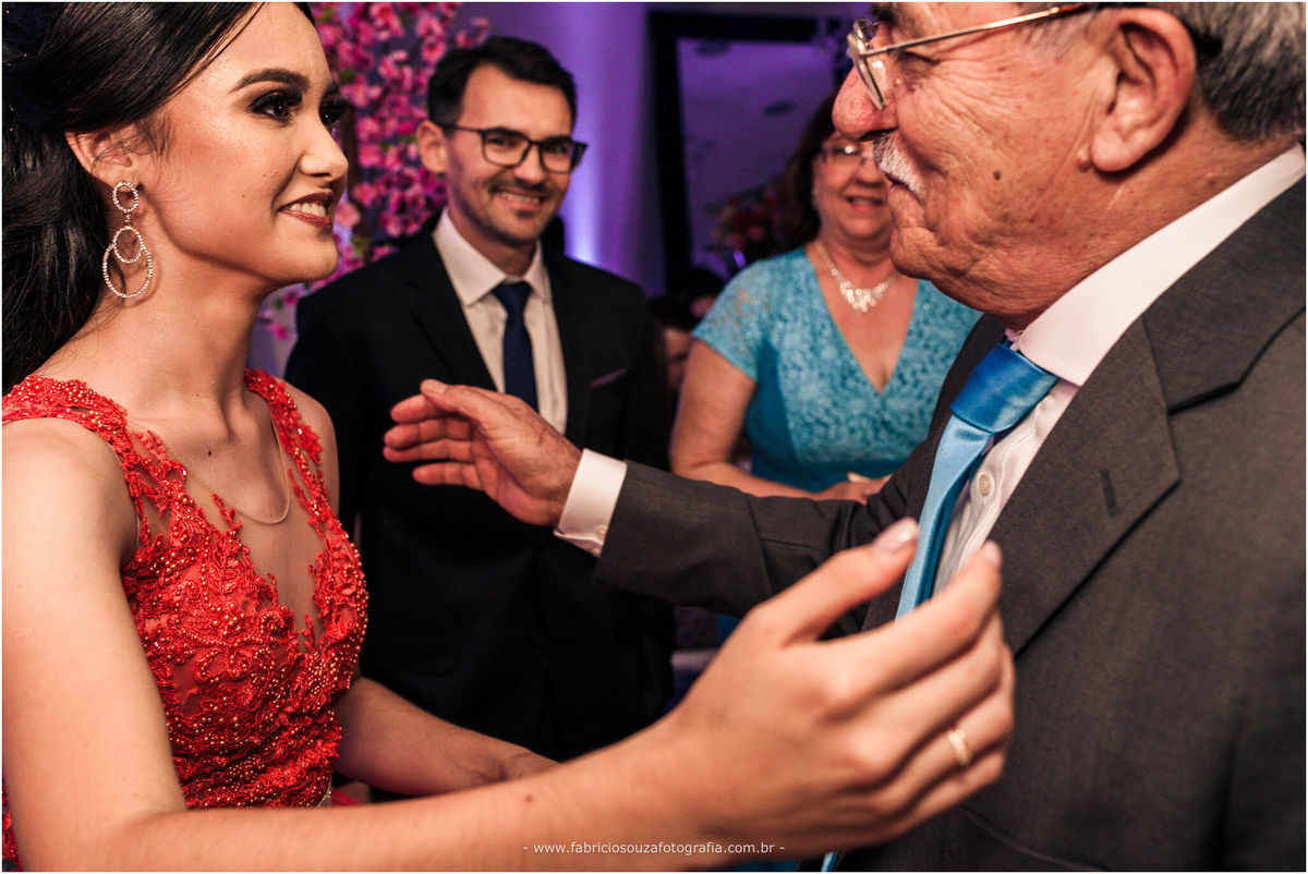 sindilojas gravatai, 15 anos, alice, minha festa de 15anos, princesa, dia feliz, debutante, debut, fabricio souza fotografia, fotografo Cachoeirinha, Gravataí, canoas, melhor fotógrafo da região, fotógrafo das princesas, inspiração