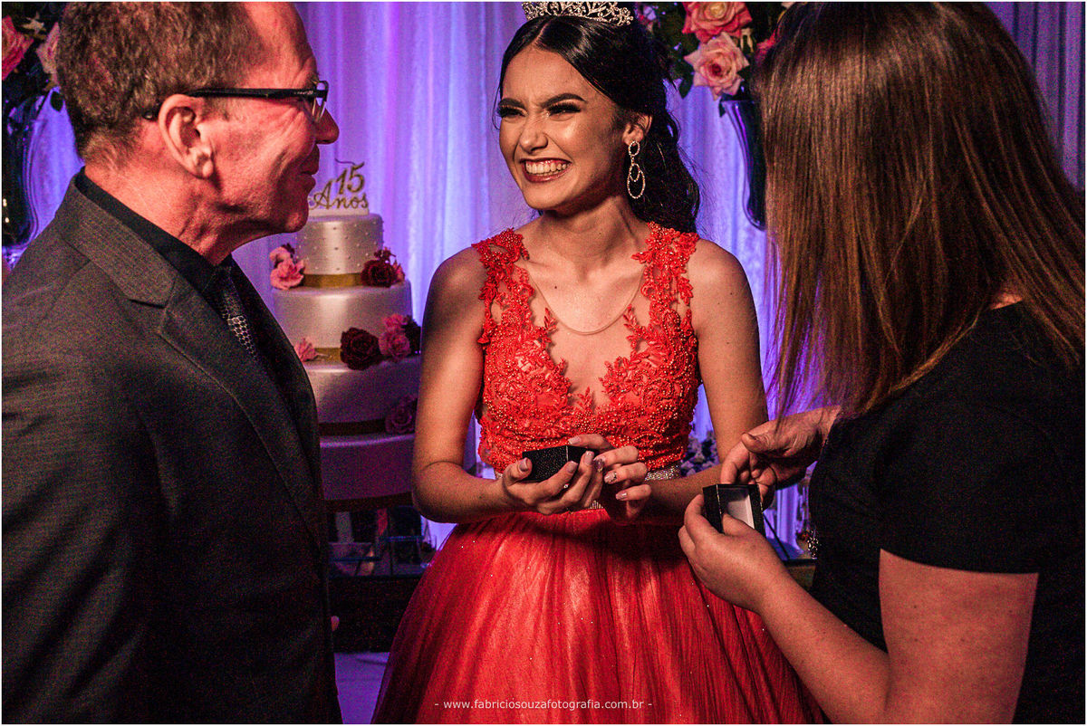 sindilojas gravatai, 15 anos, alice, minha festa de 15anos, princesa, dia feliz, debutante, debut, fabricio souza fotografia, fotografo Cachoeirinha, Gravataí, canoas, melhor fotógrafo da região, fotógrafo das princesas, inspiração