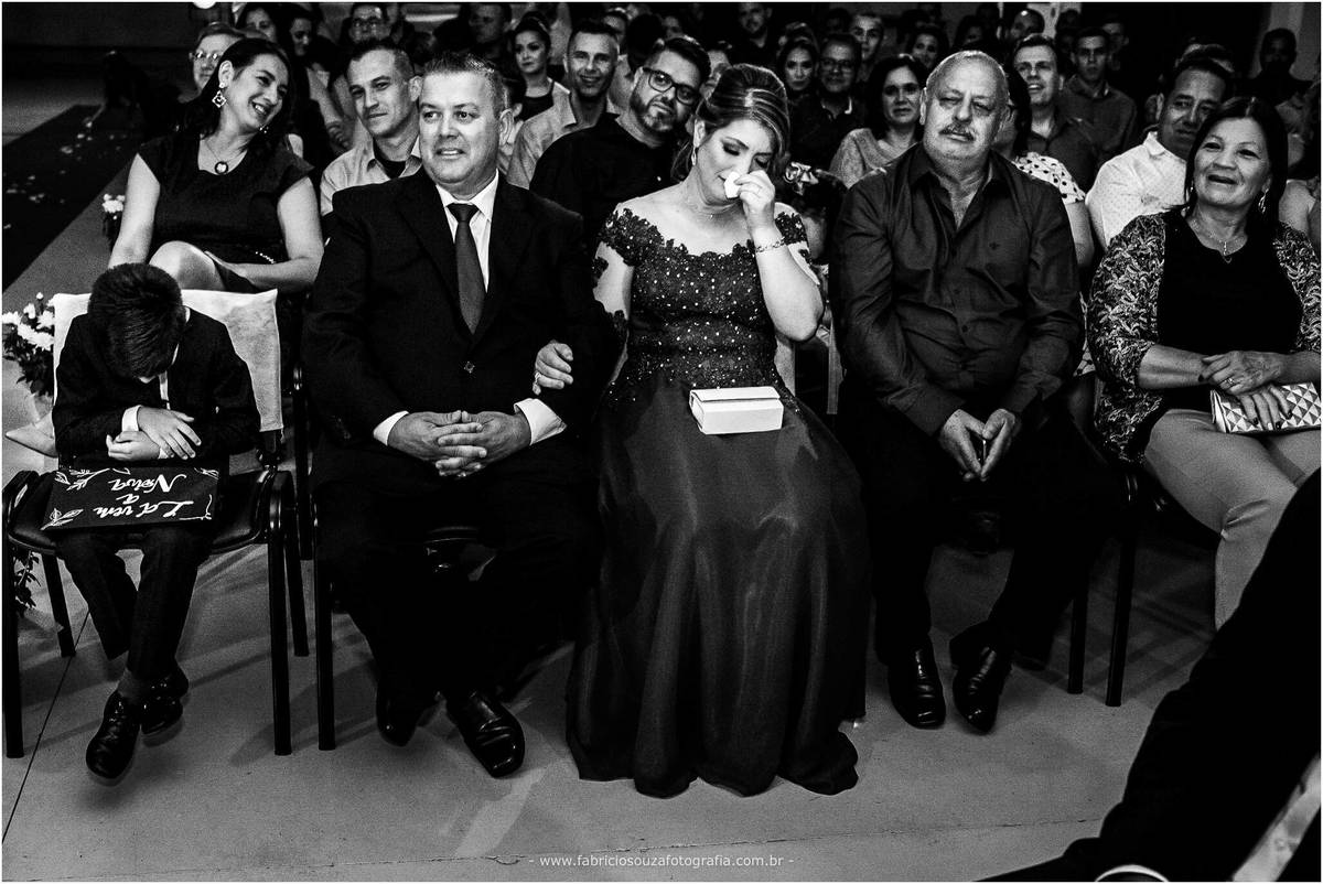 cerimonia de casamento, fabricio souza fotografia, fotografo de casamentos, pai da noiva, inspiração de casamento, igreja luterana da renovação, cerimonia linda de casamento da laura e do lucas com muita emoção, e amigos presentes